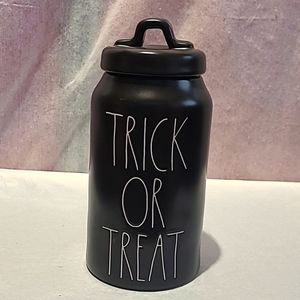 Rae Dunn Trick or Treat Halloween Canister 🎃 Brand New